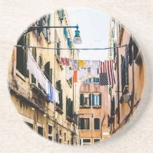 Schmale Straße in Venedig Getränkeuntersetzer