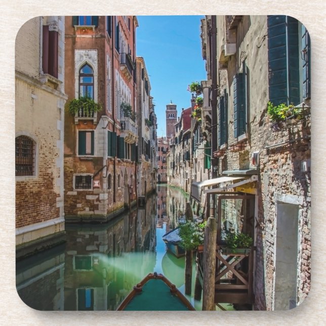 Schmale Straße mit Kanal in Venedig Getränkeuntersetzer (Vorderseite)