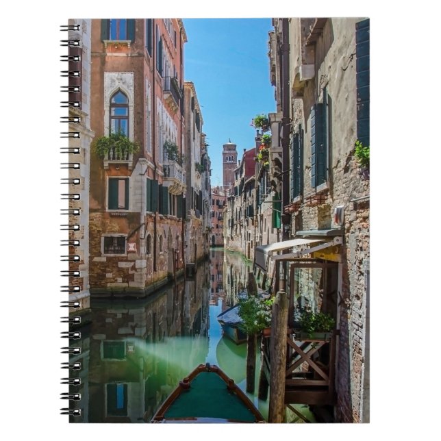 Schmale Straße mit Kanal in Venedig Notizblock (Vorderseite)