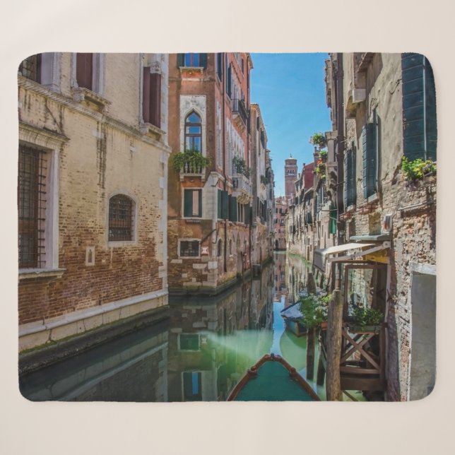 Schmale Straße mit Kanal in Venedig Sherpadecke (Vorderseite (Horizontal))