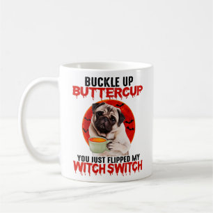 Schmeißen Sie die Buttertasse hoch, die Sie gerade Kaffeetasse