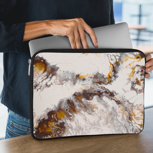 Schmetterling - abstrakte Acrylsäure Laptopschutzhülle (Von Creator hochgeladen)