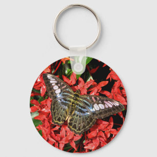 Schmetterling auf roten Blumen Schlüsselanhänger