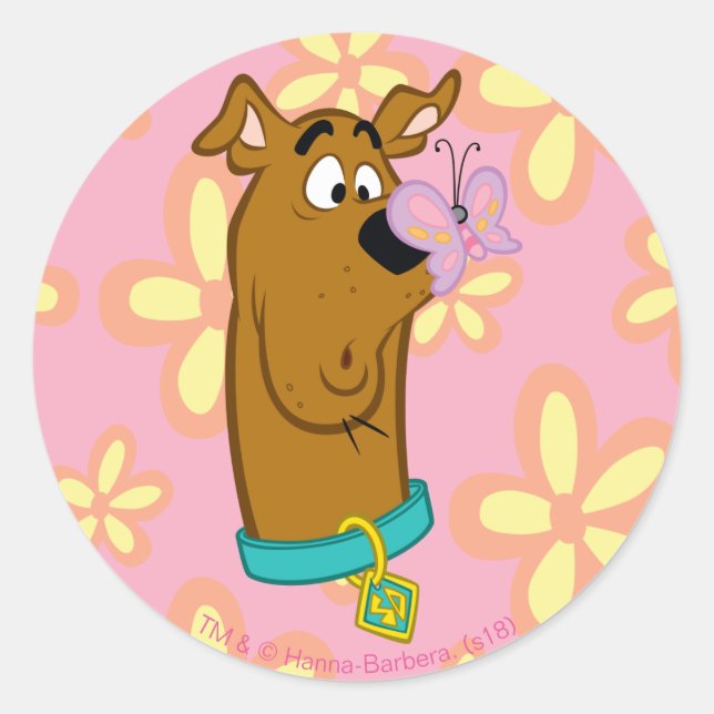 Schmetterling auf Scooby-Doos Nase Runder Aufkleber (Vorderseite)