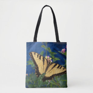 Schmetterling aus Gelb und Schwarz auf einem Frack Tasche