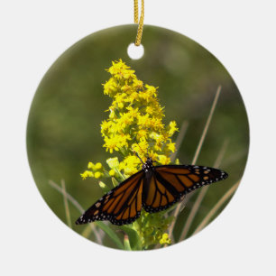 Schmetterling mit gelben Wildblumen Keramik Ornament