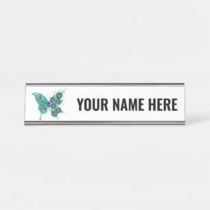 Schmetterling mit grünen Pfauenfedern Schreibtischnamensplakette