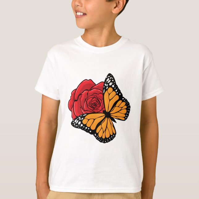 Schmetterling mit Rose T-Shirt (Vorderseite)