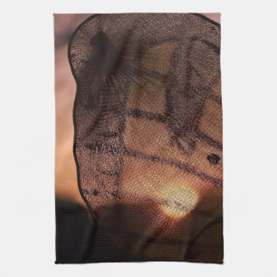 Schmetterling mit Sonnenuntergang von Shirley Tayl Geschirrtuch