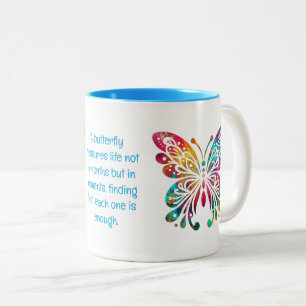 Schmetterling - Regenbogenfarben mit Zitat Zweifarbige Tasse