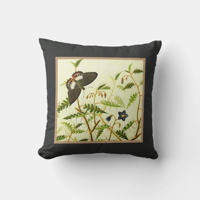 Schmetterling über Blooming Bush Vintage botanisch Kissen (Vorderseite)