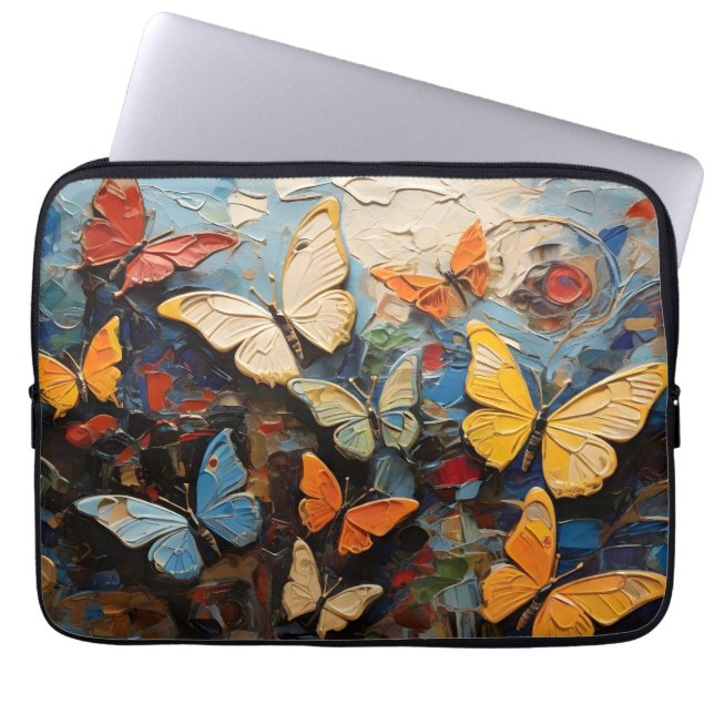 Schmetterlinge fliegen unter lebendigen Naturgemäl Laptopschutzhülle (Vorderseite)