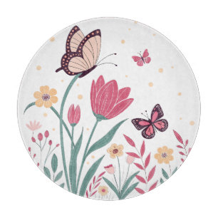 Schmetterlinge mit rosa Tulips und gelben Milben Schneidebrett