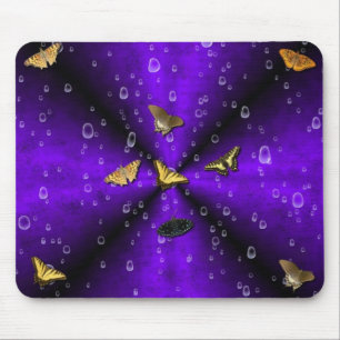 Schmetterlinge und Regentropfen auf Lila Regenboge Mousepad