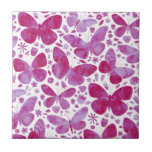Schmetterlinge Wasserfarbe Magenta Rosa Fliese<br><div class="desc">Magenta rosa und weiße Aquarellmalt Schmetterlingsmalerei.</div>