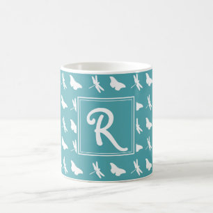 Schmetterlings- und Libellenmuster-Monogramm Kaffeetasse