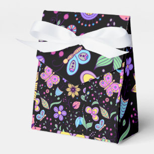 Schmetterlingsfarben und Niedliche Blume Geschenkschachtel