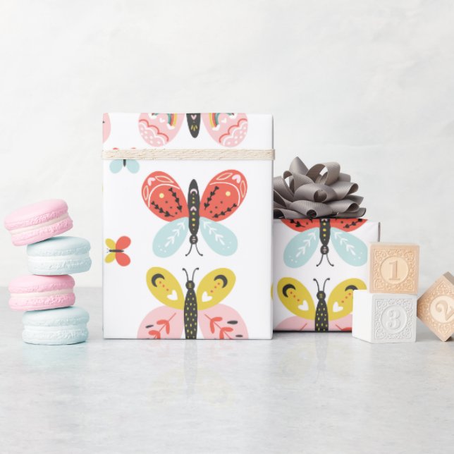 Schmetterlingsmuster  geschenkpapier (Babyparty)