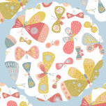 Schmetterlingsmuster Untersetzer<br><div class="desc">Schmetterlinge in weichem Grün, Rosa, Blau und Gelb. Ideal, um Ihrem Party oder Ihrer Feier diese zusätzliche Touch hinzuzufügen. Originelle Kunst von Nic Squirrell.</div>