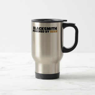 Schmied angetrieben durch Bier Reisebecher