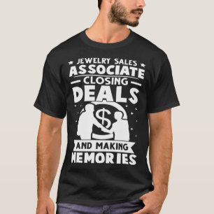 Schmuckhändler schließen Geschäfte, die sich einpr T-Shirt