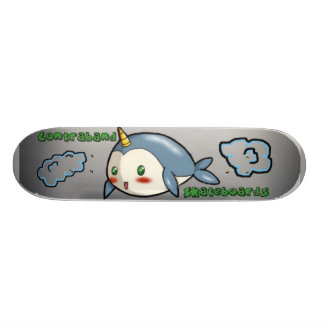 SchmuggelwareSkateboards Narwhal im Himmel Skateboard