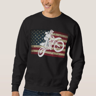 Schmutz-Fahrrad auf beunruhigter Flagge in der Sweatshirt