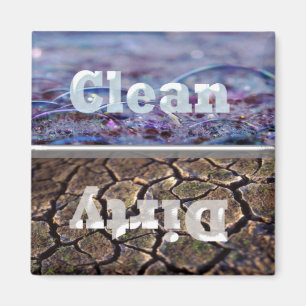 Schmutzig und Blasen säubern Sie schmutzigen Magnet