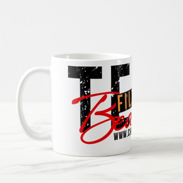 Schmutzige schöne Tasse des Teams (Links)
