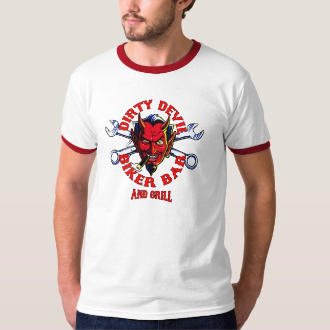 schmutziger Grillentwurf des Teufelradfahrer-Bar n T-Shirt (Vorderseite)