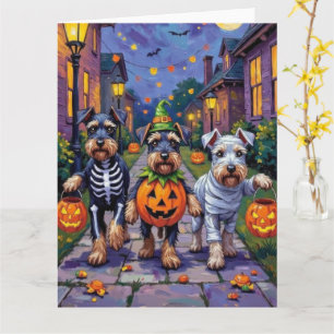 Schnauzer beim Trick-or-Treat in Halloween-Kostüme Karte