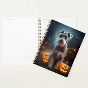 Schnauzer d'Halloween avec la peur Citrouille