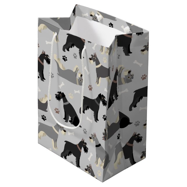Schnauzer Paws und Bones Mittlere Geschenktüte (Vorderseite Schrägansicht)