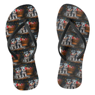 Schnauzer Snowy Sleigh Weihnachtsdekor Flip Flops