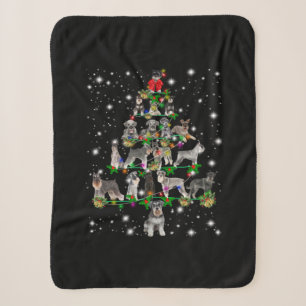 Schnauzer Weihnachtsbaum mit Lichteinfall Sherpadecke