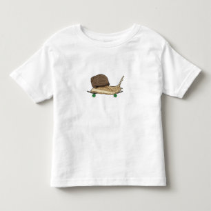 Schnecke als Skater mit Skateboard Kleinkind T-shirt