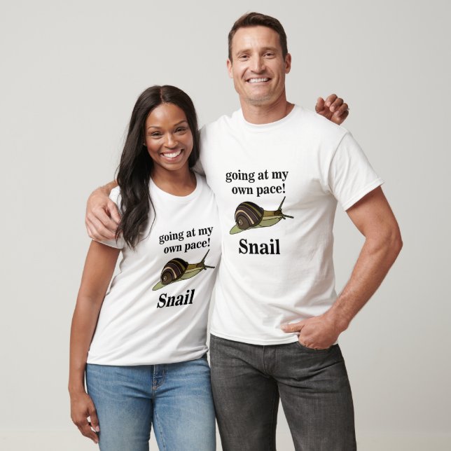 Schnecke auf meinem eigenen Pace Funny Snail gehen T-Shirt (Unisex)