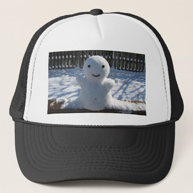 Schnee-alien Truckerkappe (Vorderseite)