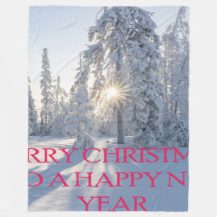 SCHNEE, BÄUME, DIE SONNE, BEREIT FÜR CHRISTMAS FLEECEDECKE