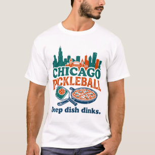 Schnee im Winter in Chicago und Deep-Dish-Pizza T-Shirt