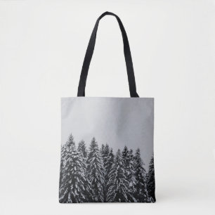 SCHNEE MIT BAUMBEWUCHS UNTER BEWÖLKTEM HIMMEL TASCHE
