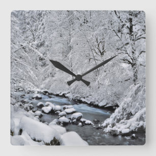 Schneebach Creek, Oregon, landschaftlich schön Quadratische Wanduhr