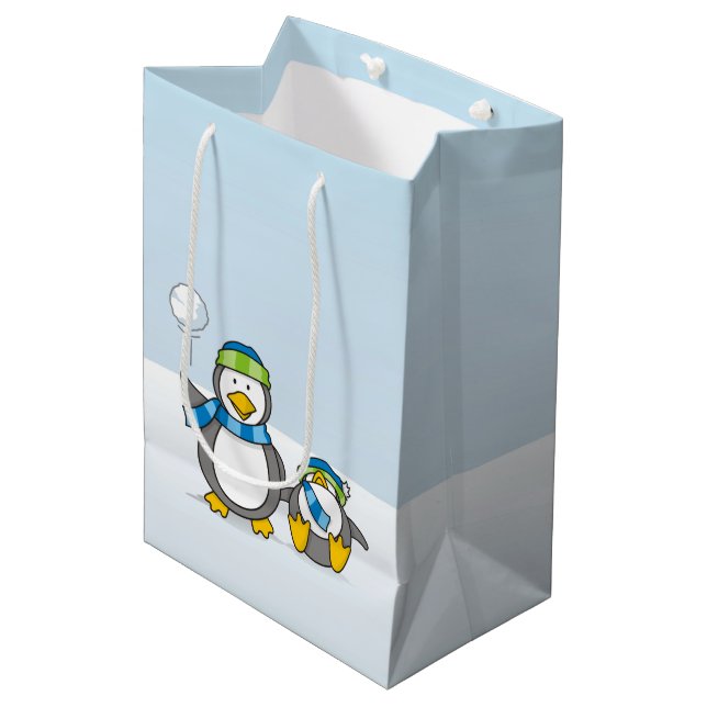 Schneeballpinguine Mittlere Geschenktüte (Vorderseite Schrägansicht)