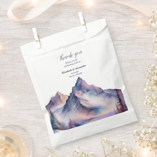 Schneebedeckte Berglandschaft Hochzeit Geschenktütchen (Ausgeschnitten)
