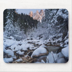 Schneebedeckte Geisler-Gruppe Mousepad
