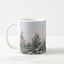 Schneebedeckte Pine Trees Moon Sunset Kaffeetasse