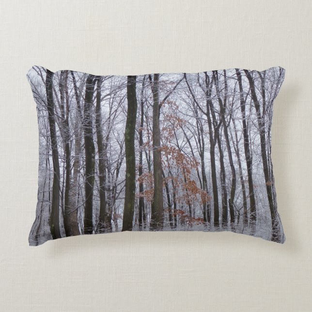 Schneebedeckte Wälder Winterlandschaft Fotografie Zierkissen (Vorderseite)
