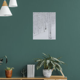 Schneebedeckte Waldwunder Poster