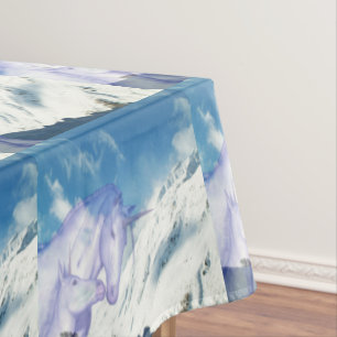 Schneebedeckter Berg Einhorn Winterparadies Tischdecke