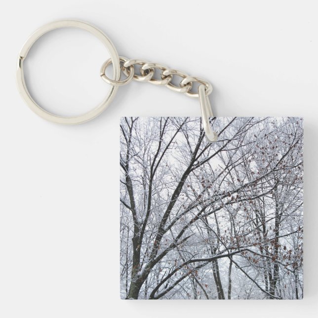 Schneebedeckter Eichenbaum Schlüsselanhänger (Vorderseite)